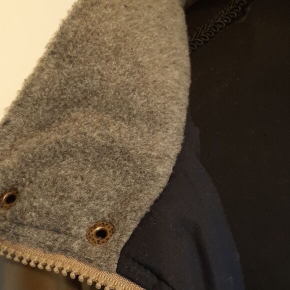 Members Only Poplin Colorblock Jacket - Picture 4 of 12